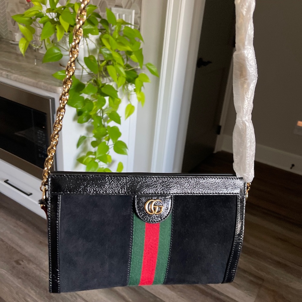 BRAND NEW, NEVER WORN GUCCI Ophidia Shoulder Bag